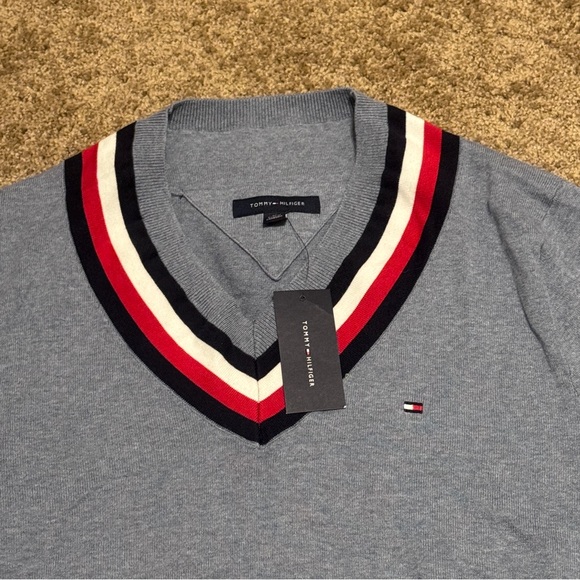 Tommy Hilfiger Sweater Mens XL Blue Pullover Long Sleeve V Neck Logo - Picture 3 of 8